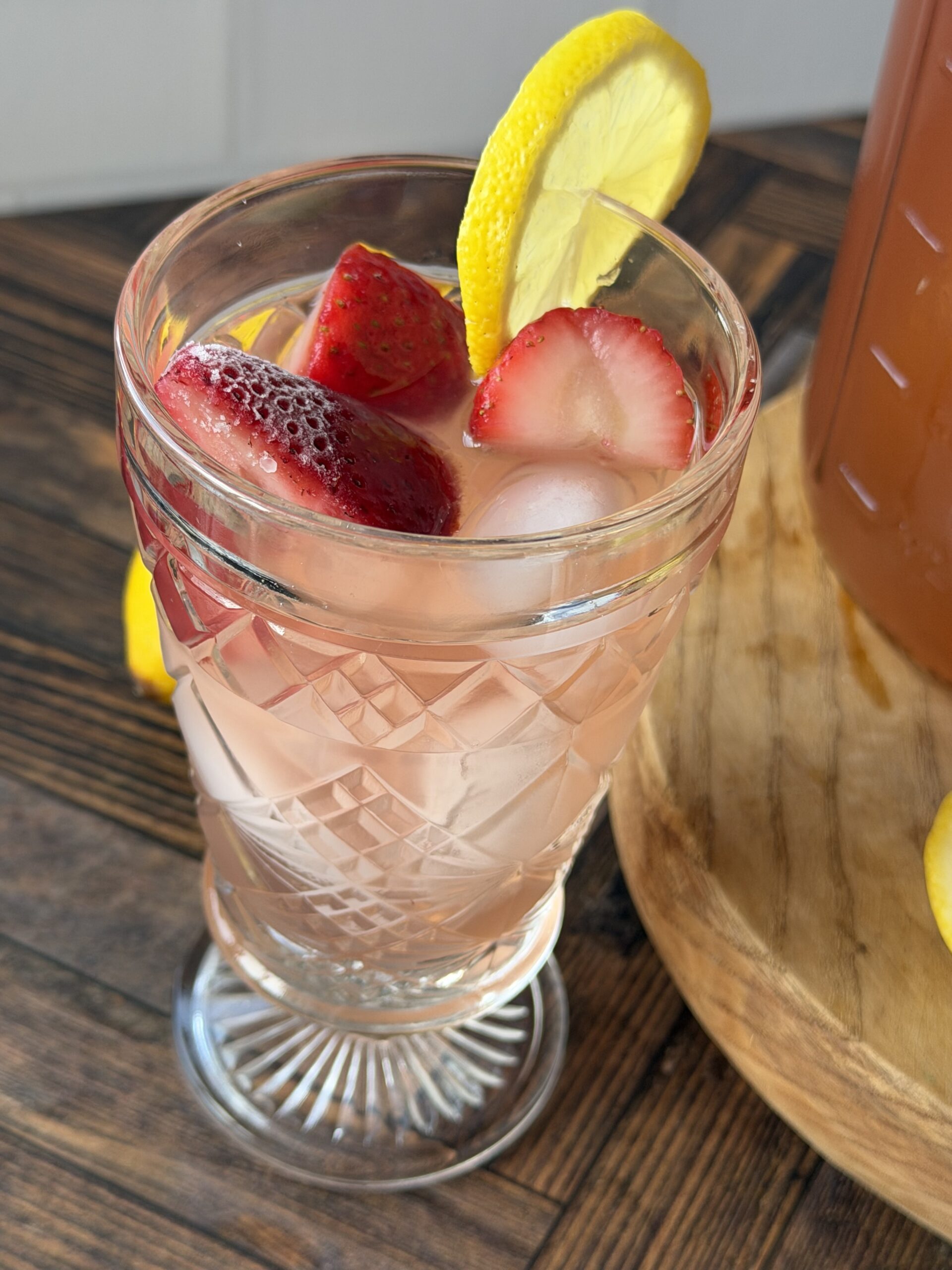 Refreshing Strawberry Kefir Lemonade: A Gut-Friendly Summer Favorite